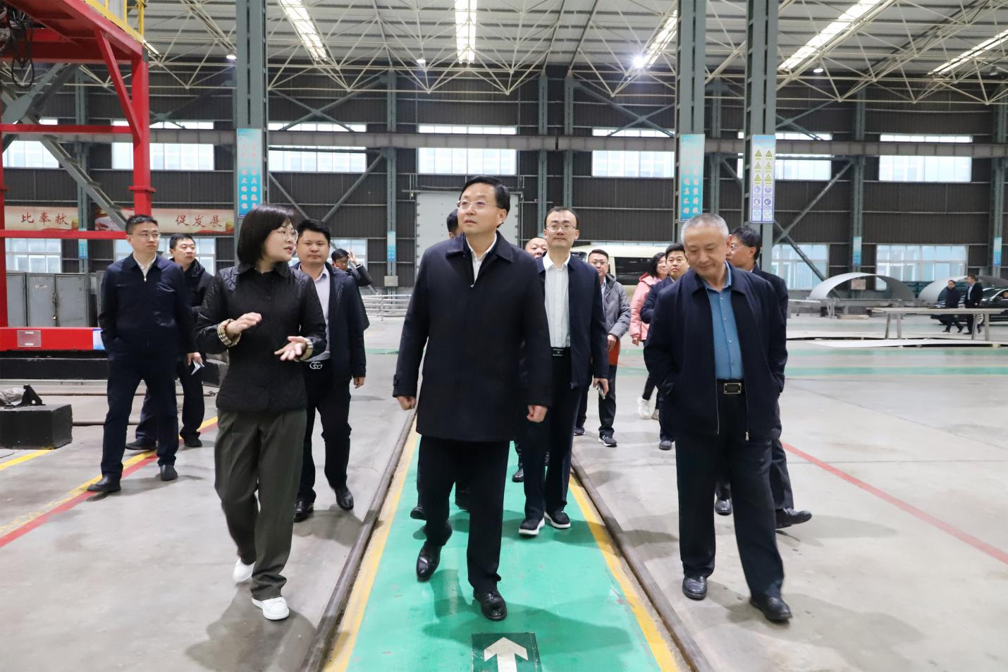 鄒平市委副書記、市長張謙來山東三星集團(tuán)調(diào)研