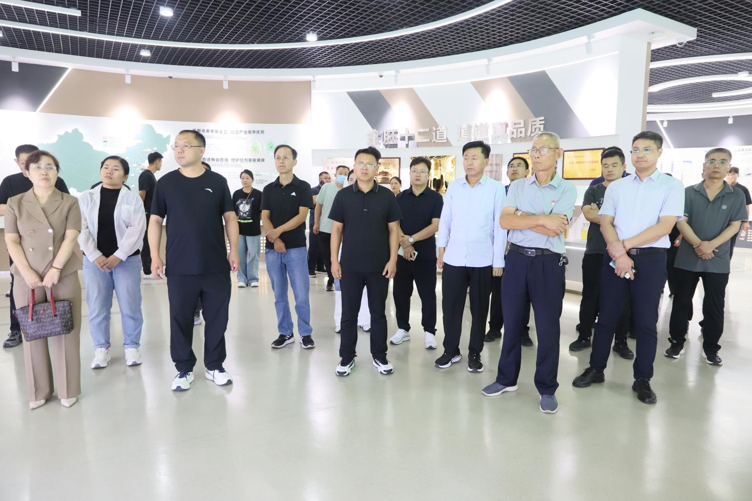 鄒平市新興領(lǐng)域黨組織書記、黨務(wù)工作者能力提升培訓(xùn)班來山東三星集團觀摩學(xué)習(xí)